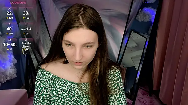 Snapshot of Mia_Myles chatting on December 2025 11:04:02 AM Mia Myles online show from December 2025 11:04:02 AM