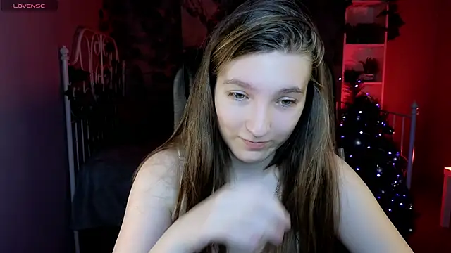 Snapshot of Mia_Myles chatting on December 2025 10:22:02 AM Mia Myles online show from December 2025 10:22:02 AM