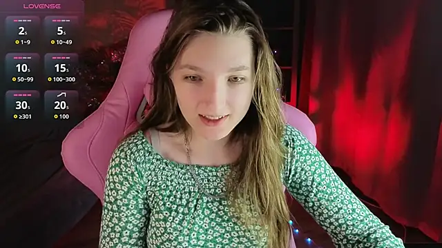 Snapshot of Mia_Myles chatting on January 2026 10:31:01 AM Mia Myles online show from January 2026 10:31:01 AM