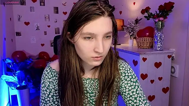 Snapshot of Mia_Myles chatting on February 2026 10:33:02 AM Mia Myles online show from February 2026 10:33:02 AM