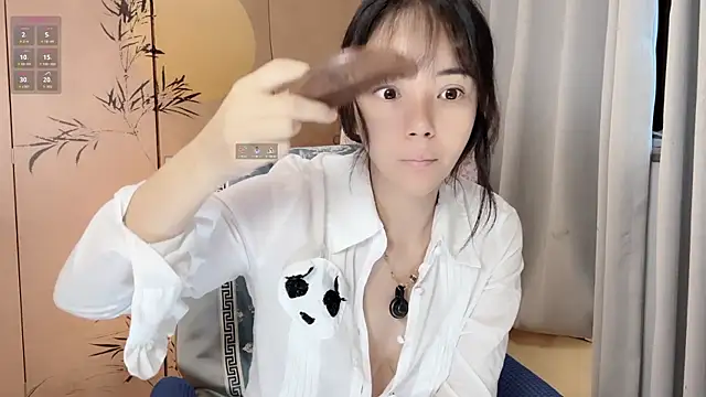 Snapshot of xinxin520-baby chatting on October 2025 11:28:02 PM xinxin520-baby online show from October 2025 11:28:02 PM