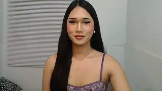 Snapshot of Leighs_Celine chatting on February 2026 11:23:02 PM Leighs Celine online show from February 2026 11:23:02 PM