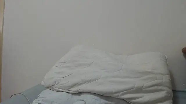 Snapshot of Maryem637048 chatting on February 2026 12:54:01 PM Maryem637048 online show from February 2026 12:54:01 PM