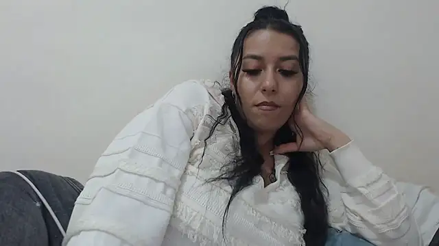 Snapshot of Maryem637048 chatting on March 2026 02:34:01 PM Maryem637048 online show from March 2026 02:34:01 PM