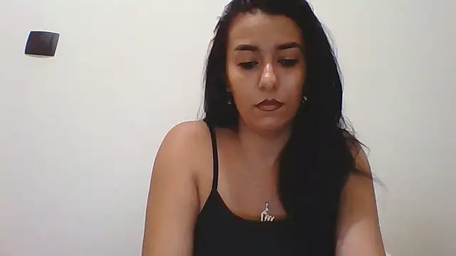 Snapshot of Maryem637048 chatting on June 2026 12:59:01 PM Maryem637048 online show from June 2026 12:59:01 PM