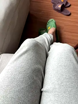 Meii-meyy online show from November 2025 06:05:01 AM