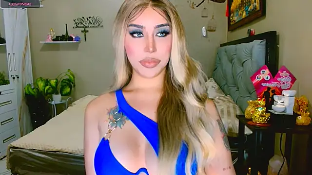 Franchesca Trans online show from October 2025 08:01:01 AM