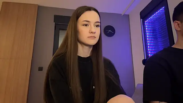 Snapshot of TenDouble chatting on November 2025 01:08:02 AM TenDouble online show from November 2025 01:08:02 AM