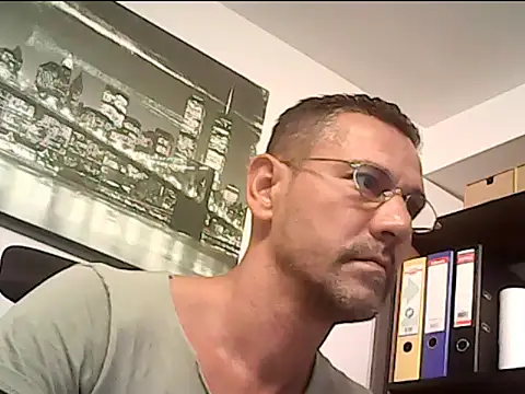 Snapshot of mastercharisma35 chatting on September 2025 11:11:01 AM mastercharisma35 online show from September 2025 11:11:01 AM