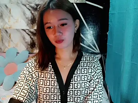 urgirl mikah online show from November 2025 05:29:02 AM