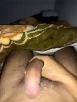 Snapshot of amin20cm chatting on November 2025 10:36:02 PM amin20cm online show from November 2025 10:36:02 PM