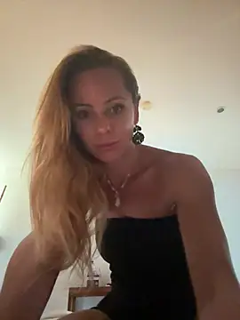 amelialorenz online show from June 2026 02:13:02 AM