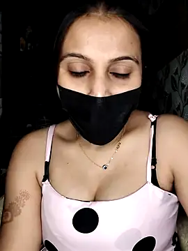 Snapshot of Horny_Shalu chatting on October 2025 06:41:01 PM Horny Shalu online show from October 2025 06:41:01 PM