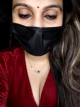 Snapshot of Horny_Shalu chatting on November 2025 06:07:01 PM Horny Shalu online show from November 2025 06:07:01 PM