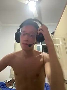 Snapshot of safadezanunes2 chatting on November 2025 12:43:02 AM safadezanunes2 online show from November 2025 12:43:02 AM