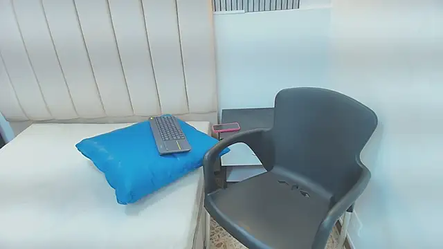 agatha dante online show from October 2025 12:57:02 PM