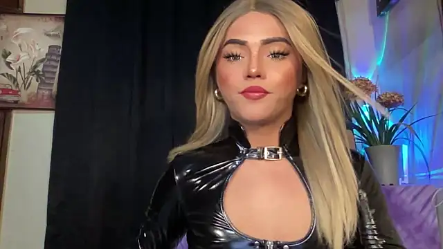 calimonroe online show from October 2025 07:02:01 PM