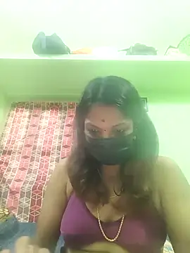 Snapshot of Tamil_Ishu chatting on October 2025 08:00:02 AM Tamil Ishu online show from October 2025 08:00:02 AM