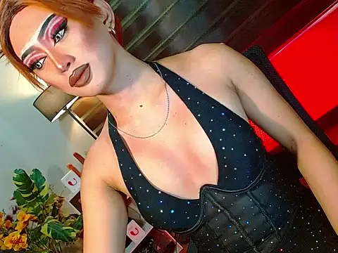 Snapshot of Queen_yasii_88 chatting on February 2026 03:33:01 PM Queen yasii 88 online show from February 2026 03:33:01 PM