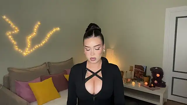 mistress of hearts online show from July 2026 02:30:02 PM