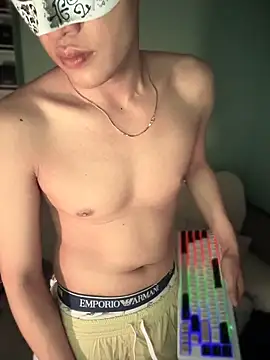 boyhigh1997 online show from May 2026 01:34:01 AM