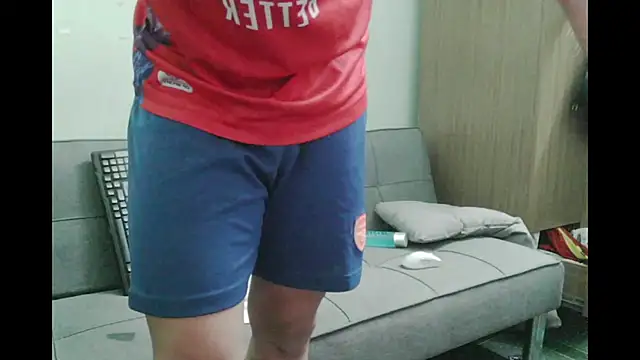 boyhigh1997 online show from June 2026 07:42:01 PM