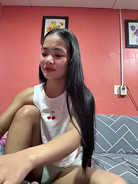 Snapshot of princess_janine chatting on September 2025 03:56:01 PM princess janine online show from September 2025 03:56:01 PM