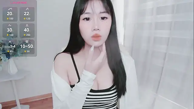 -Rose-Lucky- online show from October 2025 01:25:01 AM