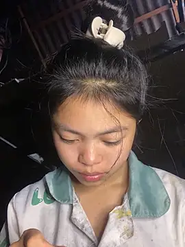 Snapshot of Thy00__ chatting on March 2026 12:49:02 AM Thy00 online show from March 2026 12:49:02 AM