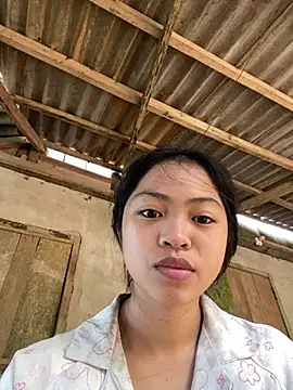 Snapshot of Thy00__ chatting on March 2026 07:58:01 AM Thy00 online show from March 2026 07:58:01 AM