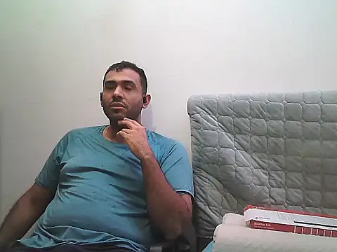 morenocabro10 online show from October 2025 03:57:02 PM