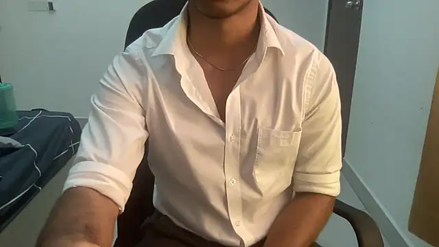 Snapshot of Hotmaskedboi chatting on September 2025 07:41:01 AM Hotmaskedboi online show from September 2025 07:41:01 AM