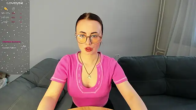 Snapshot of MewStella chatting on March 2026 03:09:01 AM MewStella online show from March 2026 03:09:01 AM