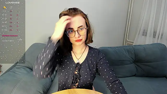 Snapshot of MewStella chatting on March 2026 01:29:02 PM MewStella online show from March 2026 01:29:02 PM