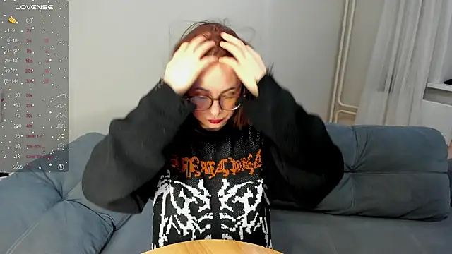 Snapshot of MewStella chatting on March 2026 02:34:01 PM MewStella online show from March 2026 02:34:01 PM