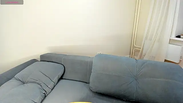 Snapshot of MewStella chatting on April 2026 10:32:01 PM MewStella online show from April 2026 10:32:01 PM