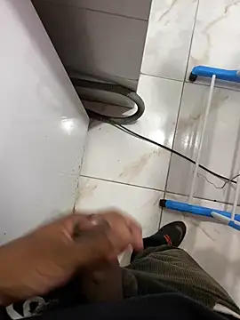 Preto Diamamte online show from April 2026 12:59:01 AM