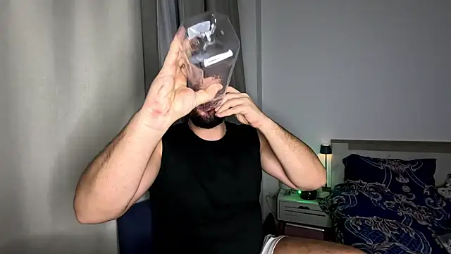 Snapshot of Gold_Alpha_Boy chatting on December 2025 02:33:01 PM Gold Alpha Boy online show from December 2025 02:33:01 PM