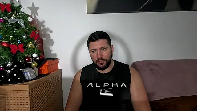 Snapshot of Gold_Alpha_Boy chatting on December 2025 09:44:01 PM Gold Alpha Boy online show from December 2025 09:44:01 PM