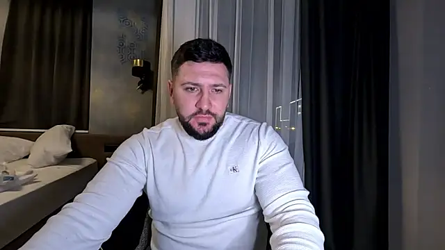 Snapshot of Gold_Alpha_Boy chatting on January 2026 06:20:01 PM Gold Alpha Boy online show from January 2026 06:20:01 PM