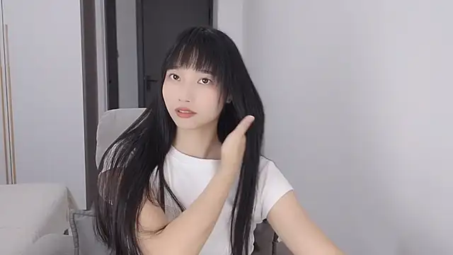 Lisa-3333 online show from September 2025 02:27:02 PM