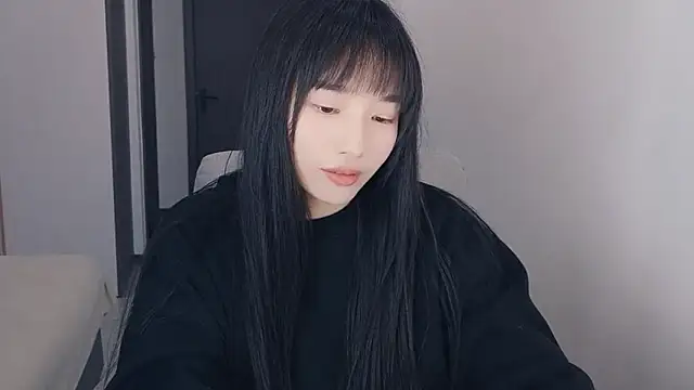 Lisa-3333 online show from March 2026 01:45:01 PM