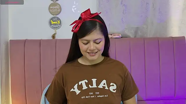 Snapshot of sukilove18 chatting on November 2025 10:10:02 PM sukilove18 online show from November 2025 10:10:02 PM