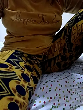 Noursixi89 online show from November 2025 09:37:01 PM