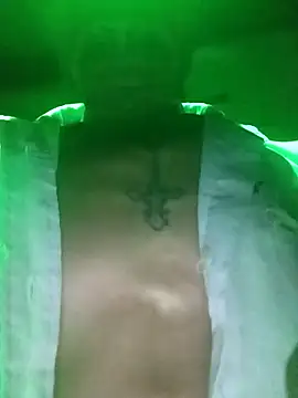 Snapshot of Oaxhot chatting on October 2025 09:18:01 AM Oaxhot online show from October 2025 09:18:01 AM