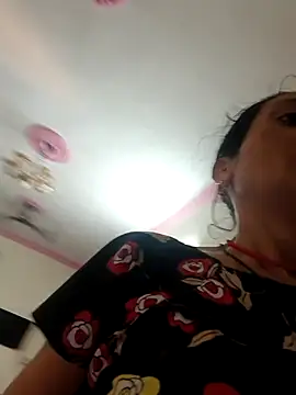 ISHANI-SINGH online show from April 2026 02:50:02 AM