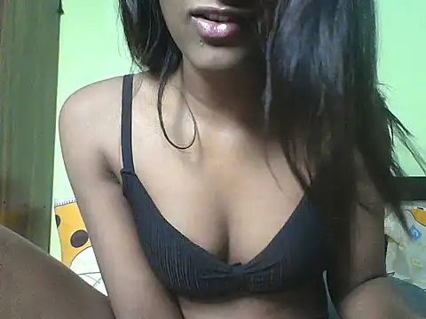 Snapshot of mickle_james chatting on October 2025 07:22:01 PM mickle james online show from October 2025 07:22:01 PM