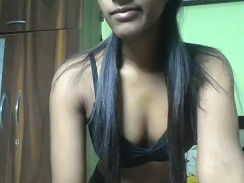 Snapshot of mickle_james chatting on October 2025 10:18:01 AM mickle james online show from October 2025 10:18:01 AM