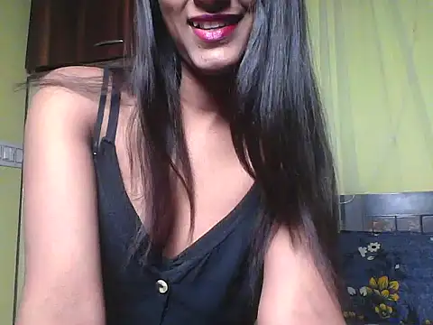 Snapshot of mickle_james chatting on November 2025 08:41:01 AM mickle james online show from November 2025 08:41:01 AM