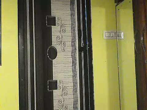 Snapshot of mickle_james chatting on December 2025 04:45:02 PM mickle james online show from December 2025 04:45:02 PM